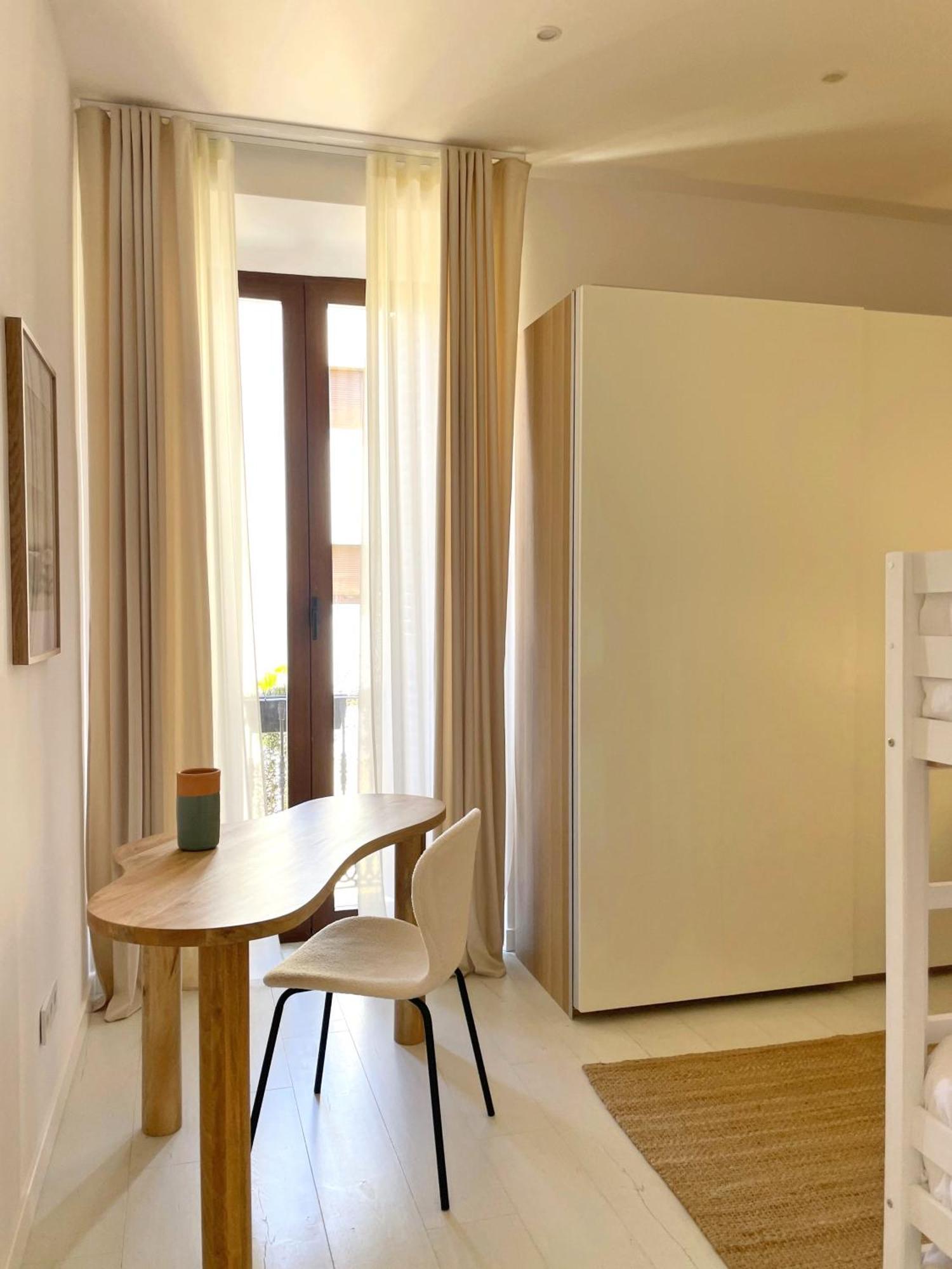 Piso Familiar Con Tres Habitaciones En La Goleta Malaga Exterior photo